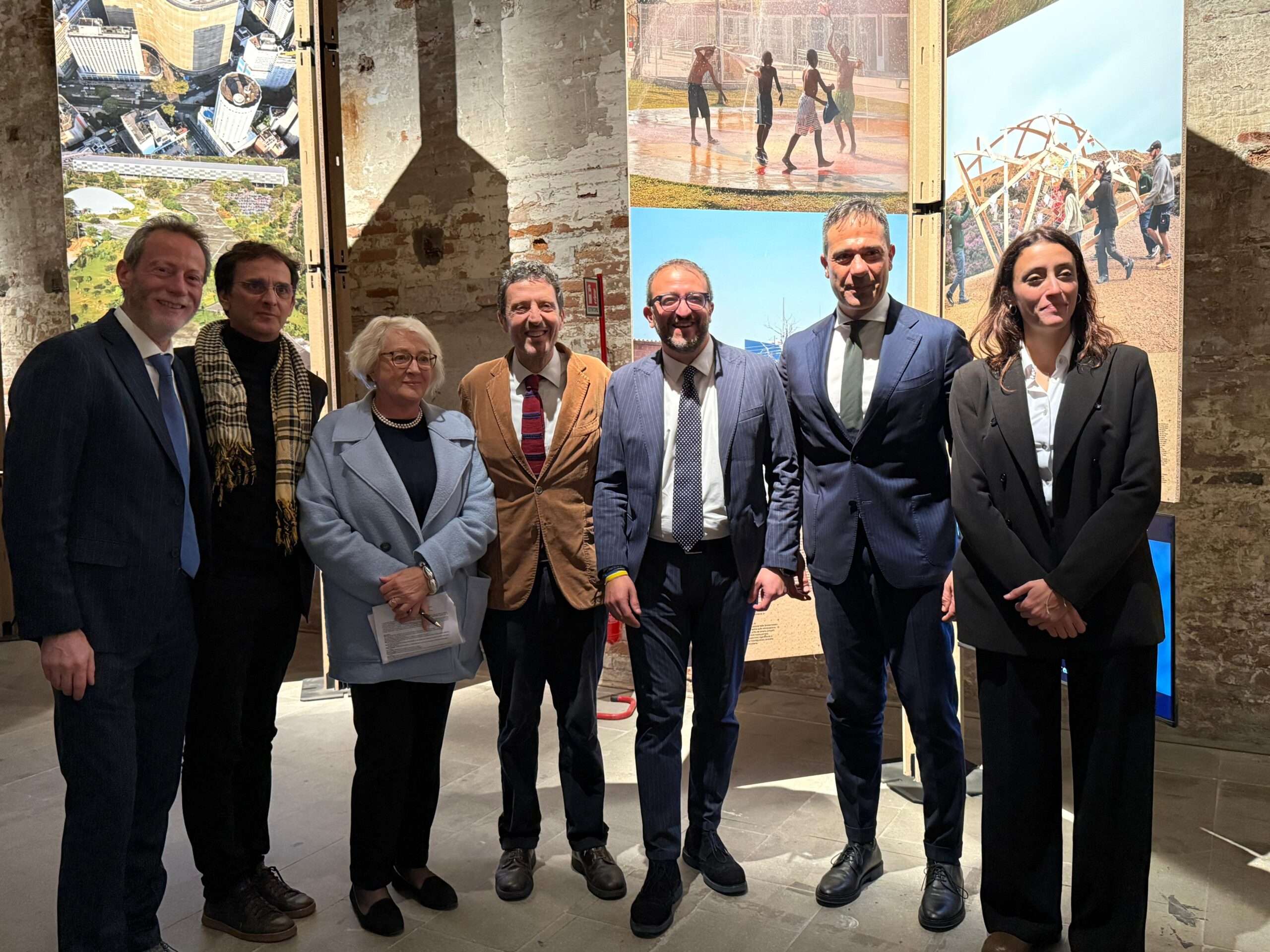 L’Aquila Capitale Italiana della Cultura 2026 alla Biennale di Venezia: la ricostruzione come arte pubblica al centro del dibattito con la Fondazione di Michelangelo Pistoletto