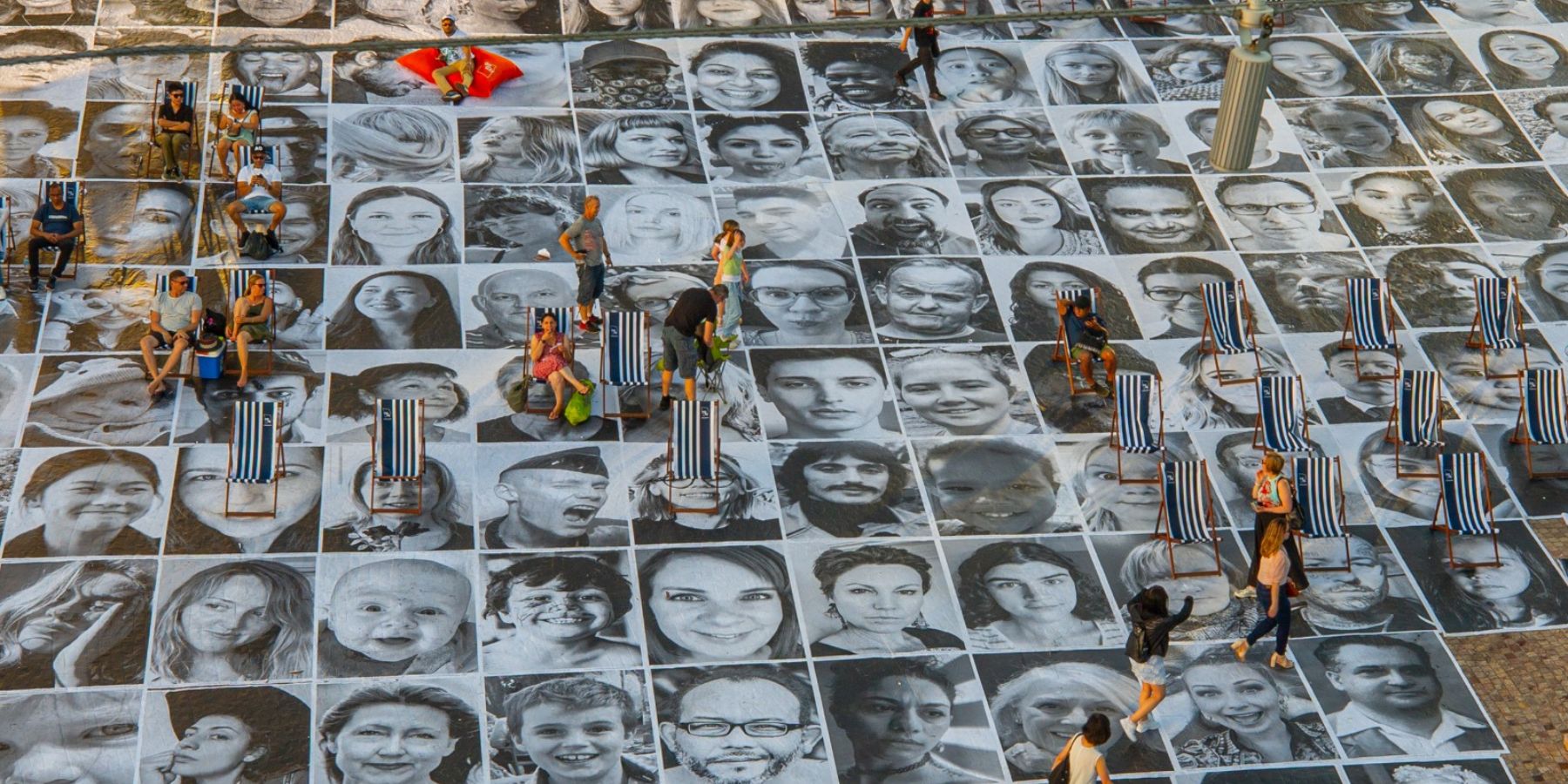 Inside Out – The People's Art Project by JR: installazione in Piazza Duomo all'Aquila, dall'11 al 15 luglio 2026